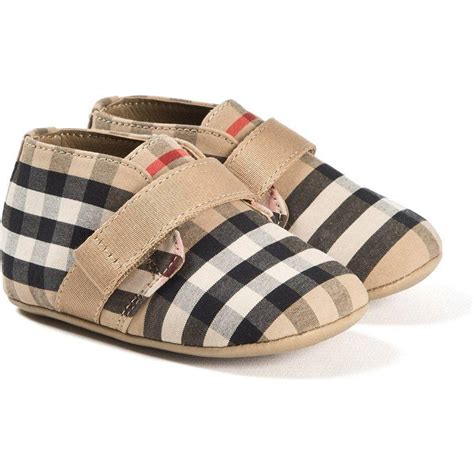 burberry crib shoes